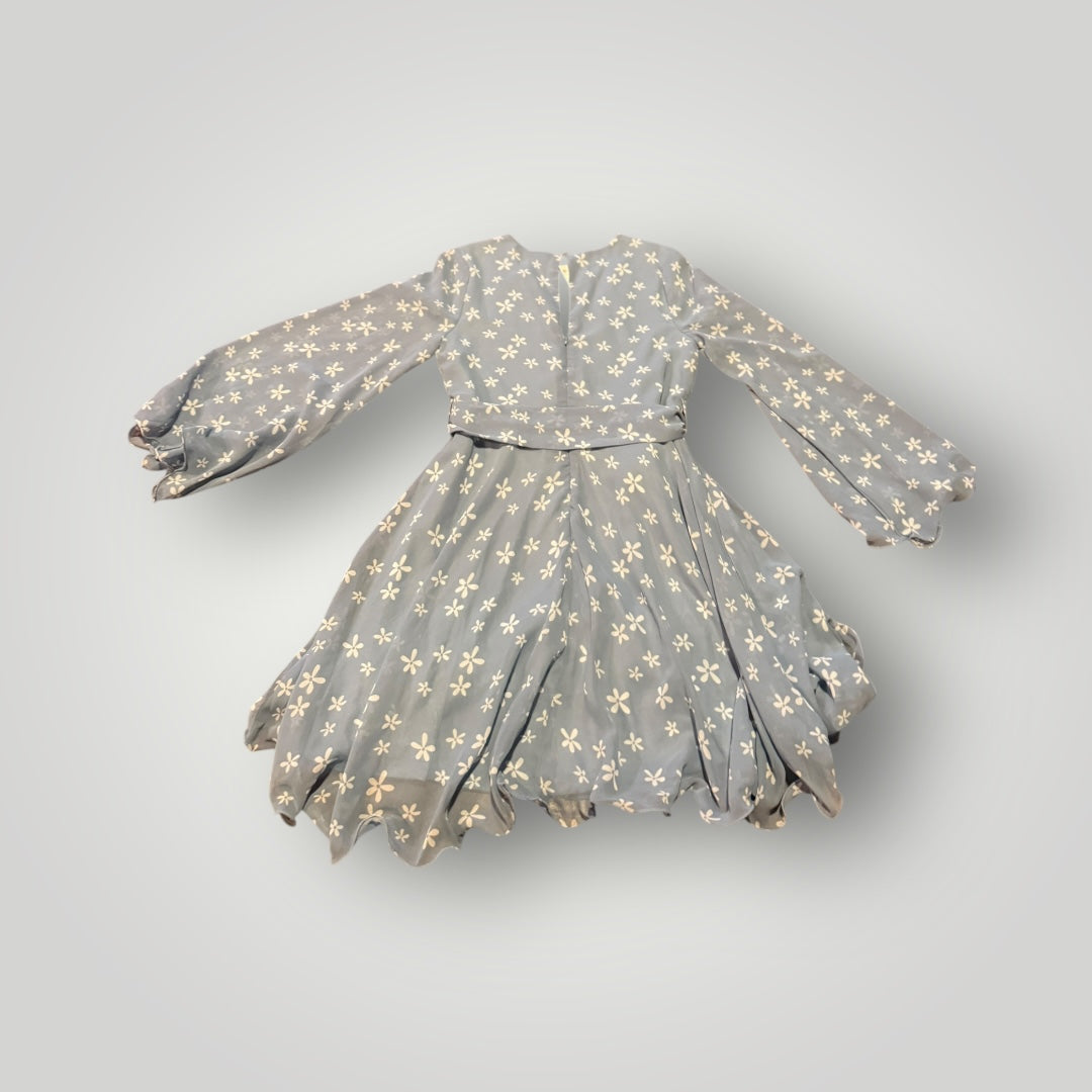 Versona Dress Size 8