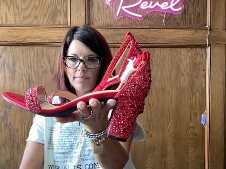 Red Dream Pairs block heels, 8.5