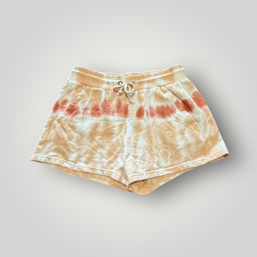 FUDA SHORTS SIZE LARGE