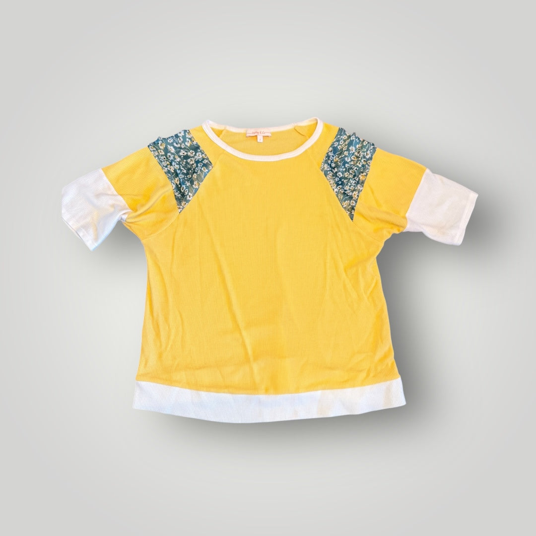 Hailey & Co Colorblock Floral Shoulder Tee Size Small