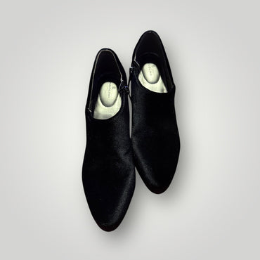 Bandolino Black Suede Kitten Heel Booties