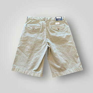 Vineyard Vines Breaker Shorts (New with Tags) Size 18