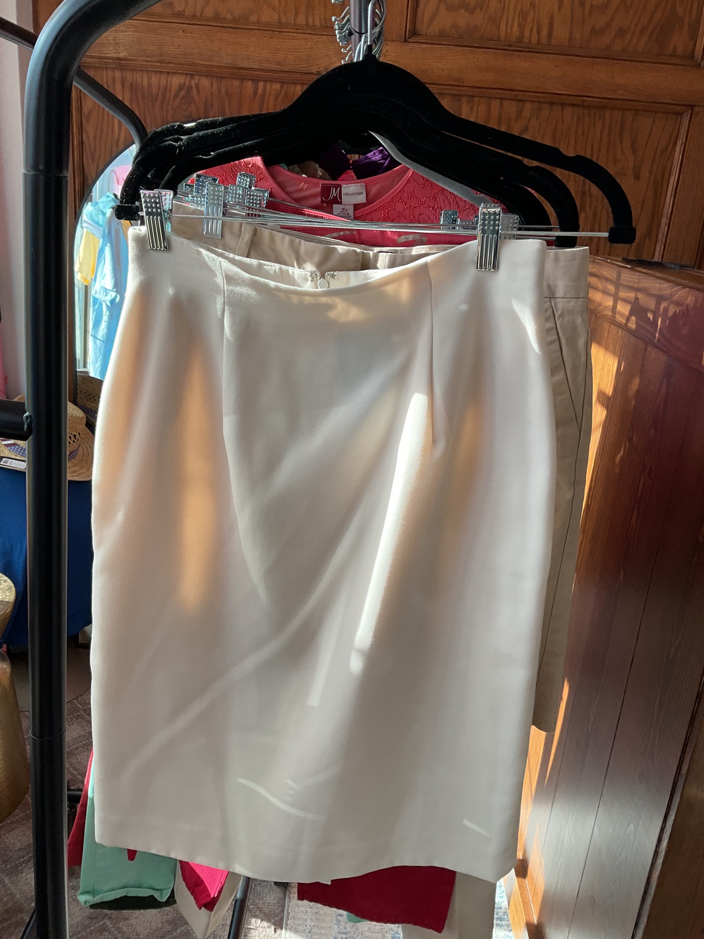 Cream Valerie Stevens Petites skirt, 10