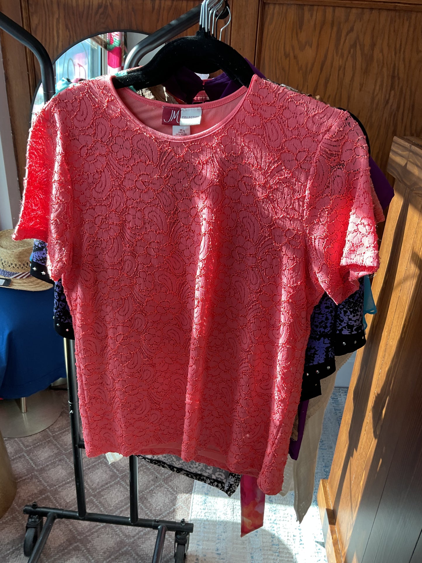 Coral JM Collection Women-Tops, Medium
