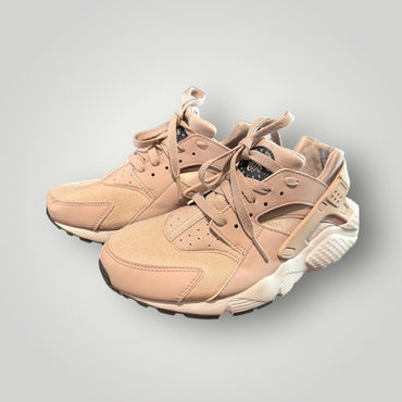 Blush pink Nike Air Huarache Sneakers, 8