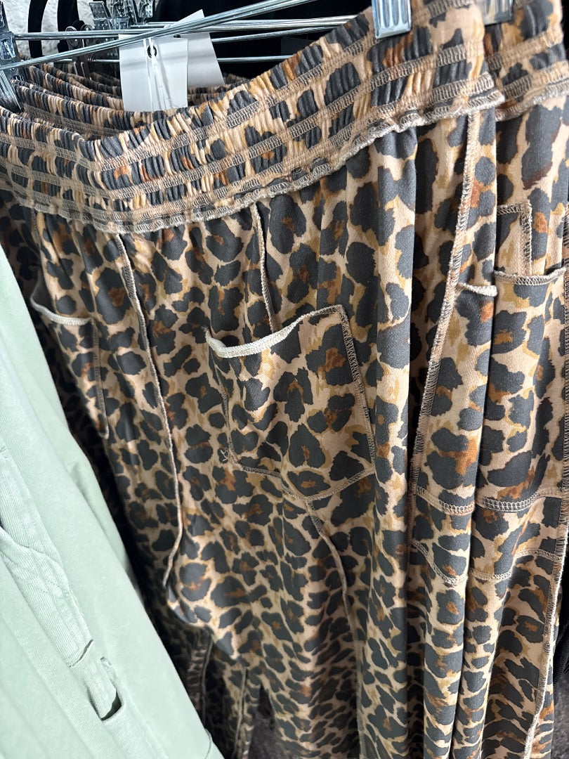 Leopard Anniewear Women-Bottoms, Small