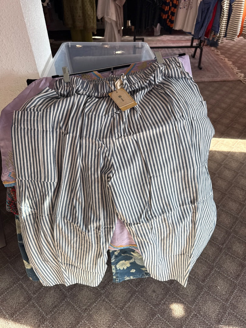 Blue/White Tarse Women-Bottoms, XL