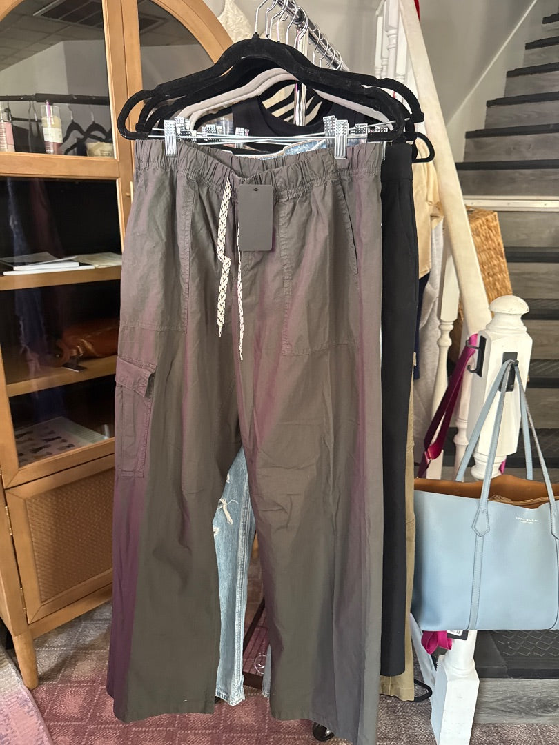 Grey Aerie Women-Bottoms, Medium