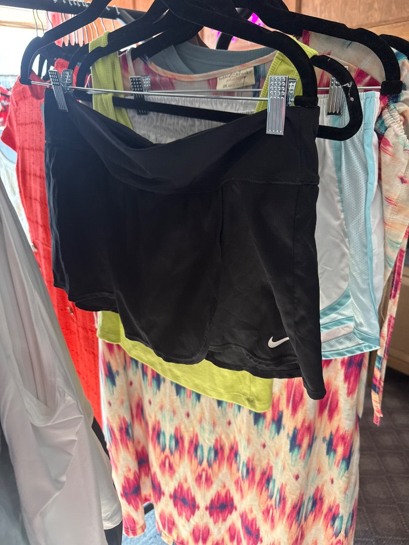 Black Nike Women-Bottoms, Medium