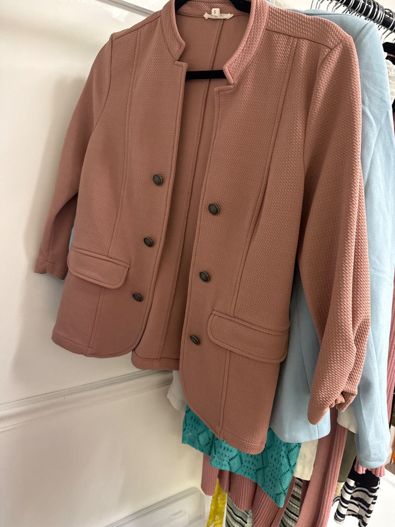 Plum Maurice's Women-Outerwear, Small
