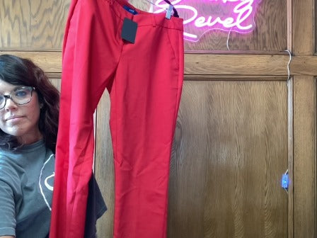 Red Apt 9 dress pant, 6