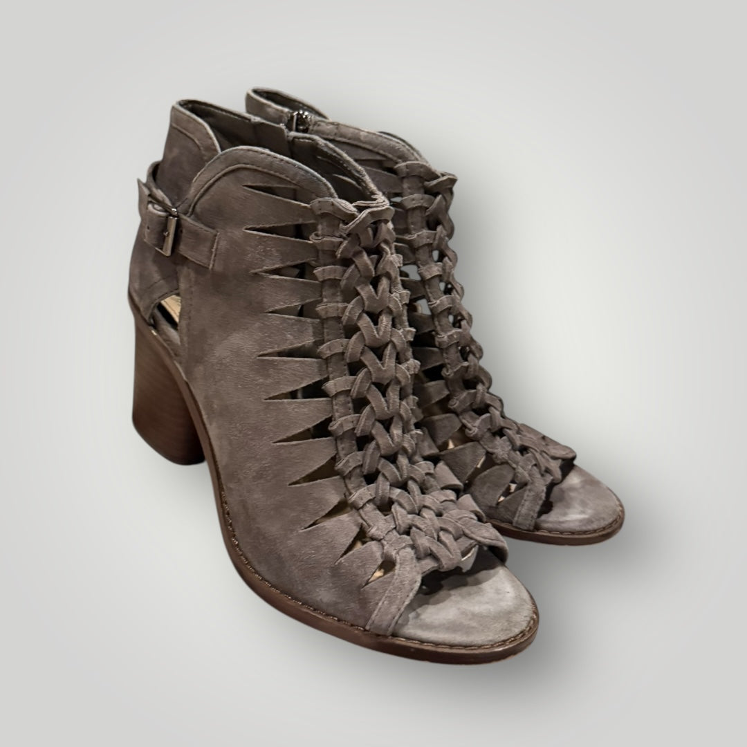 Vince Camuto Ankle Boot Size 7