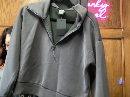 Grey Avia Outfit, Small