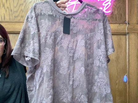 Plumish Maurice’s Women-Tops, OX