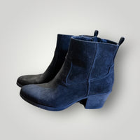 Old Navy Black Booties Size 7