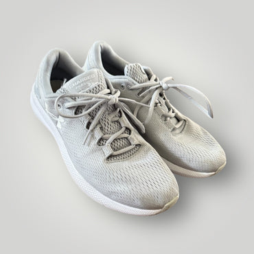 Under Armour Charged Pursuit Shoes size 9.5