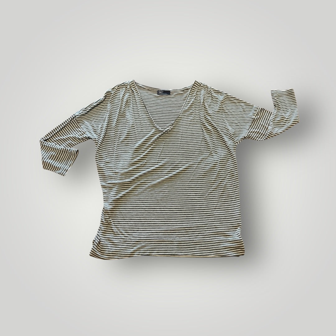 GAP Gray & White Stripe V Neck Tee Size Small