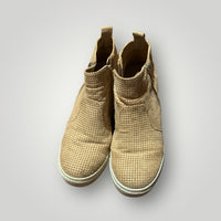 Brash Perforated Wedge booties Size 7.5