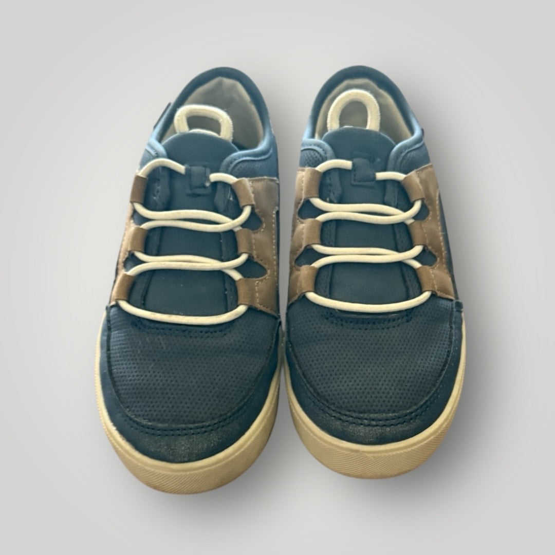 Oshkosh Shoes Boy’s Size 1