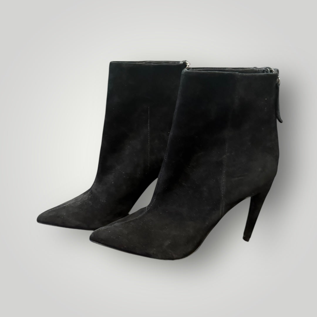 NEW Steve Madden Black Suede Heeled Booties Size 7.5