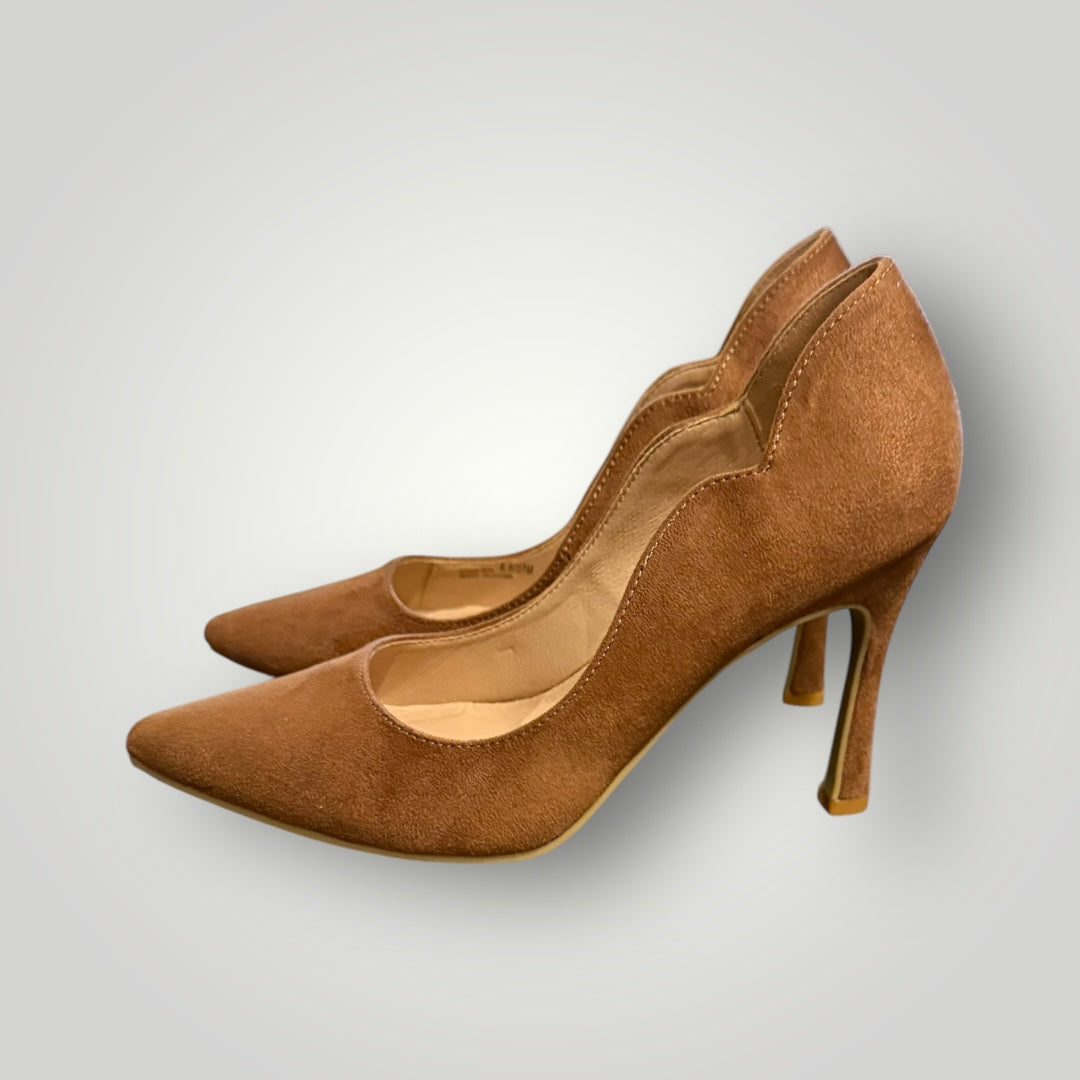 Chinese Laundry Suede Pumps size 6.5 NEW