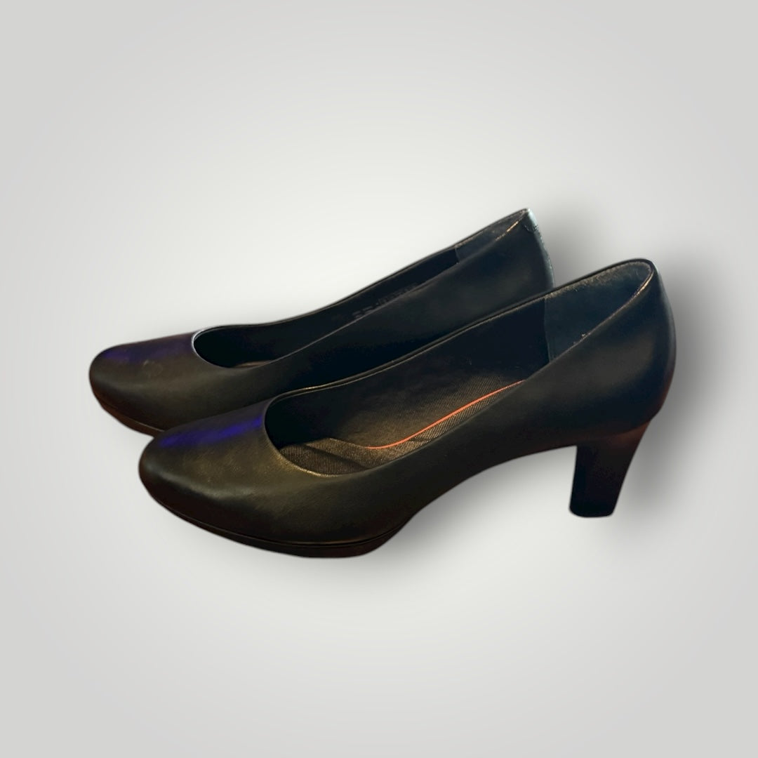 Rockport Black Leather Classic Heels Size 9 NEW