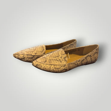 Time & Tru Snake Print Pointed Toe Flats Size 7