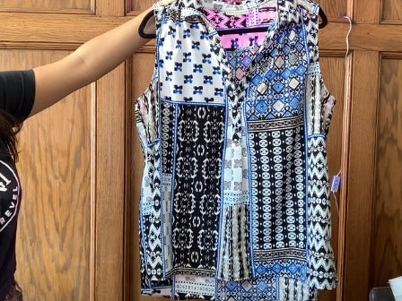 blue/white/black/tan dana buchman Women-Tops, XL
