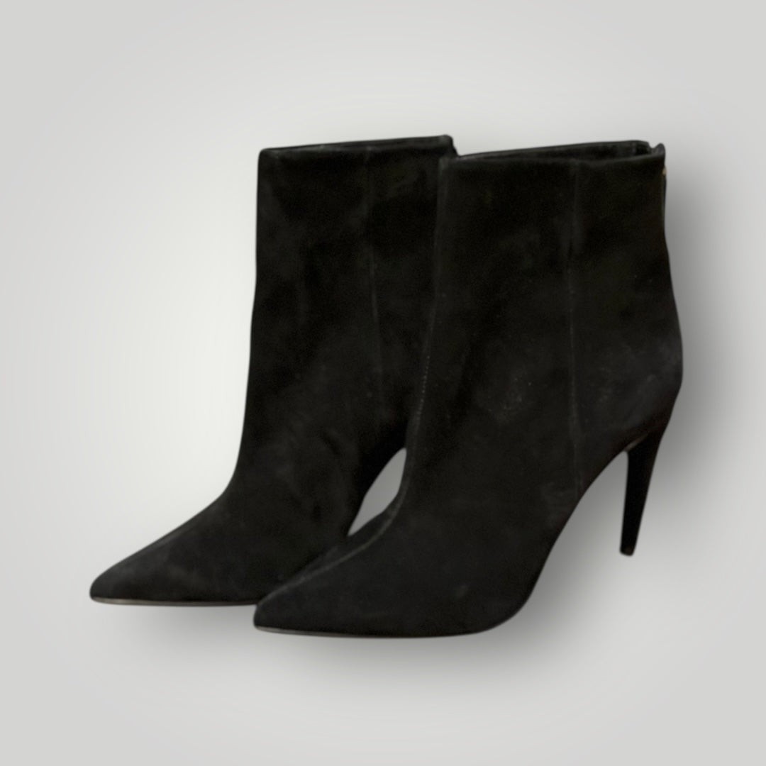 Steve Madden Boots Size 7.5