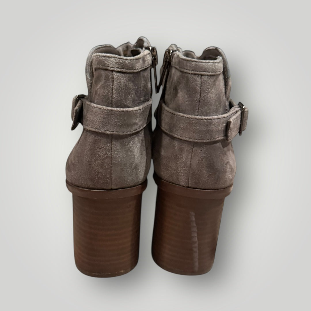 Vince Camuto Ankle Boot Size 7