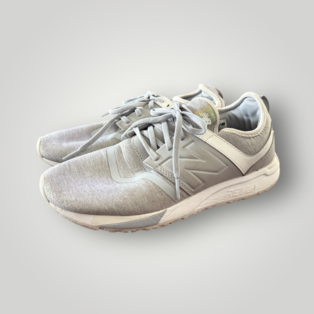 New Balance RevLite Shoes Size 9