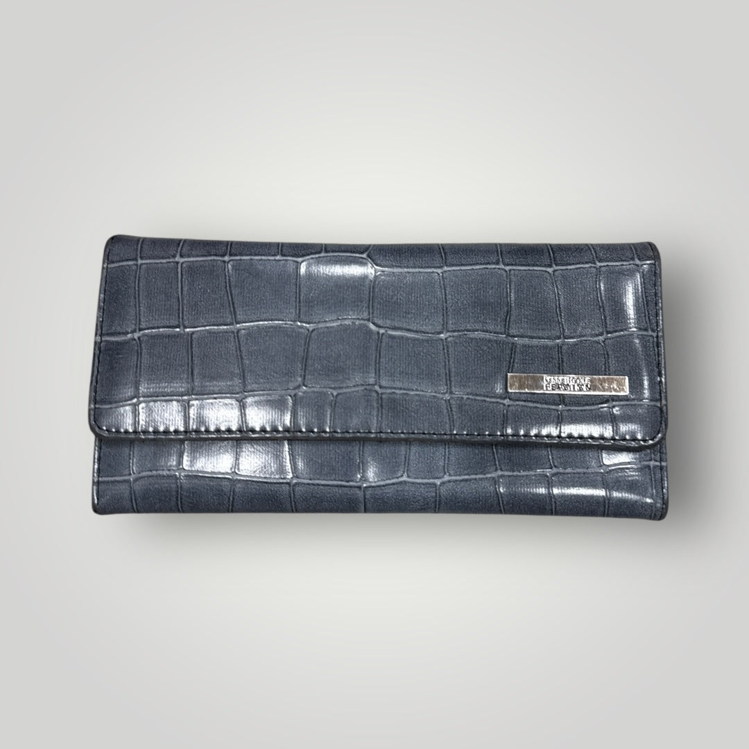 Kenneth Cole Reaction Croc-Embossed Wallet