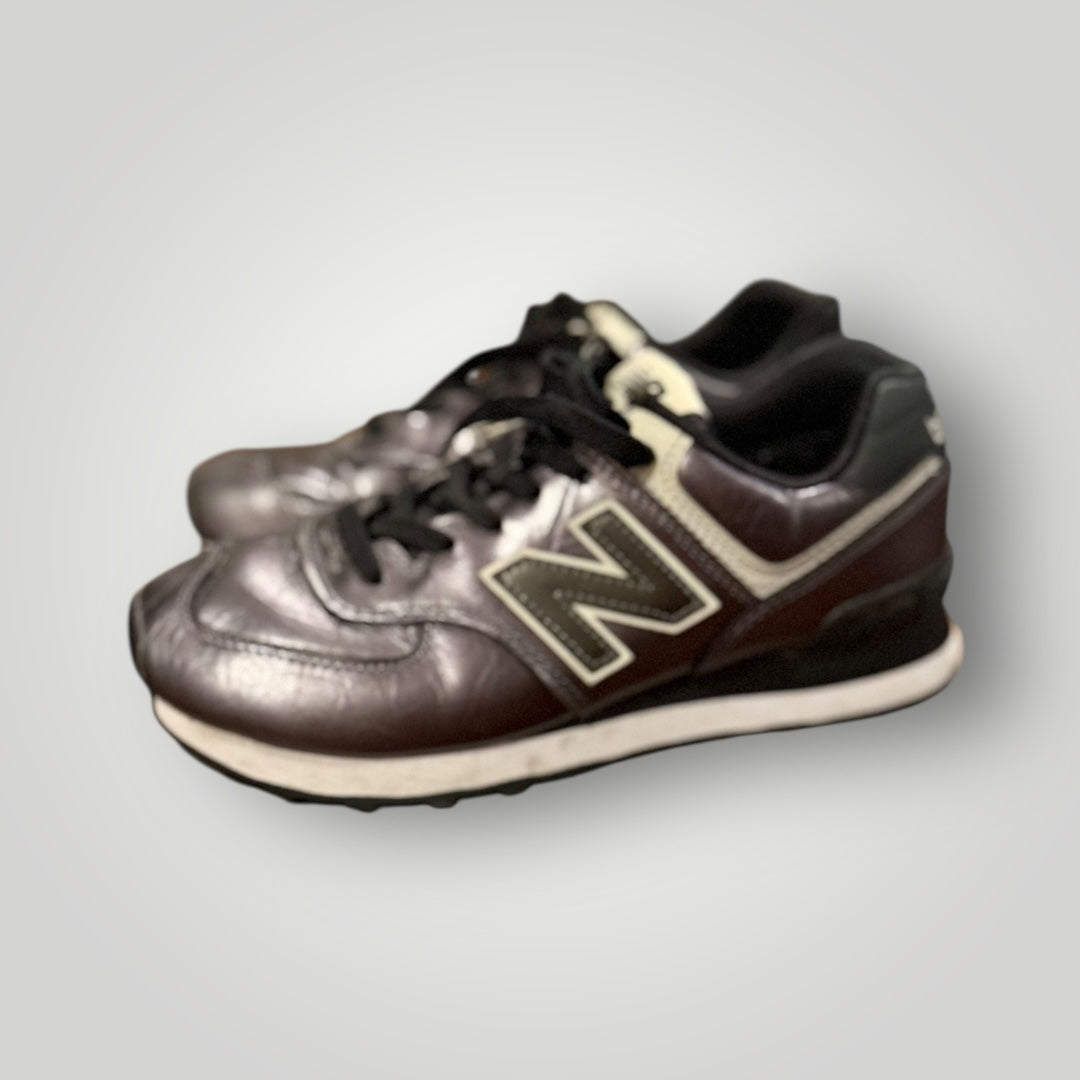 New Balance 574 Sneaker Size 7.5