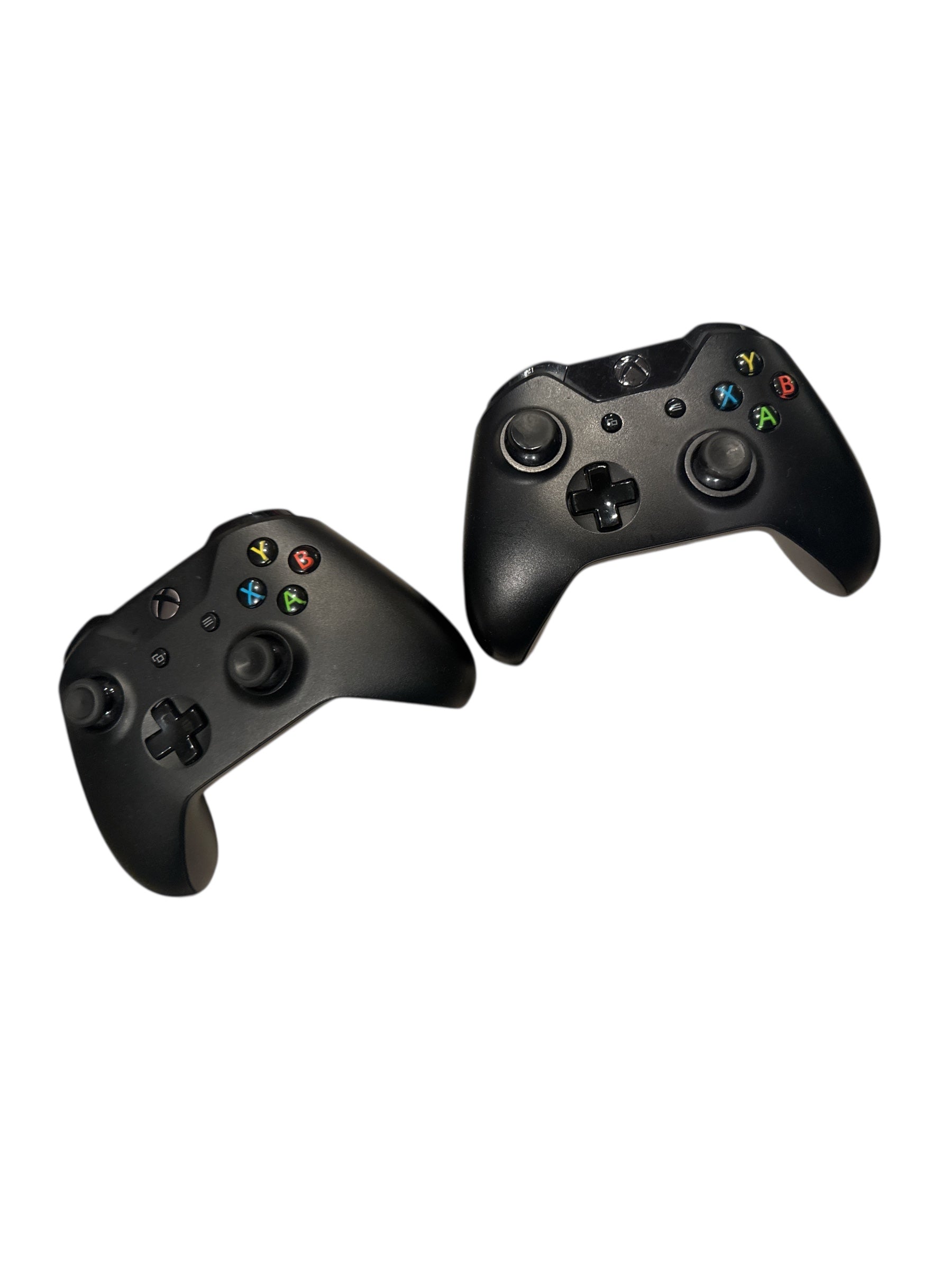 Xbox One with 2 controllers