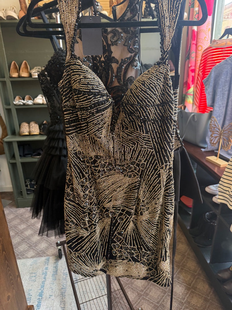 Black/Gold Amarra HOCO, 4