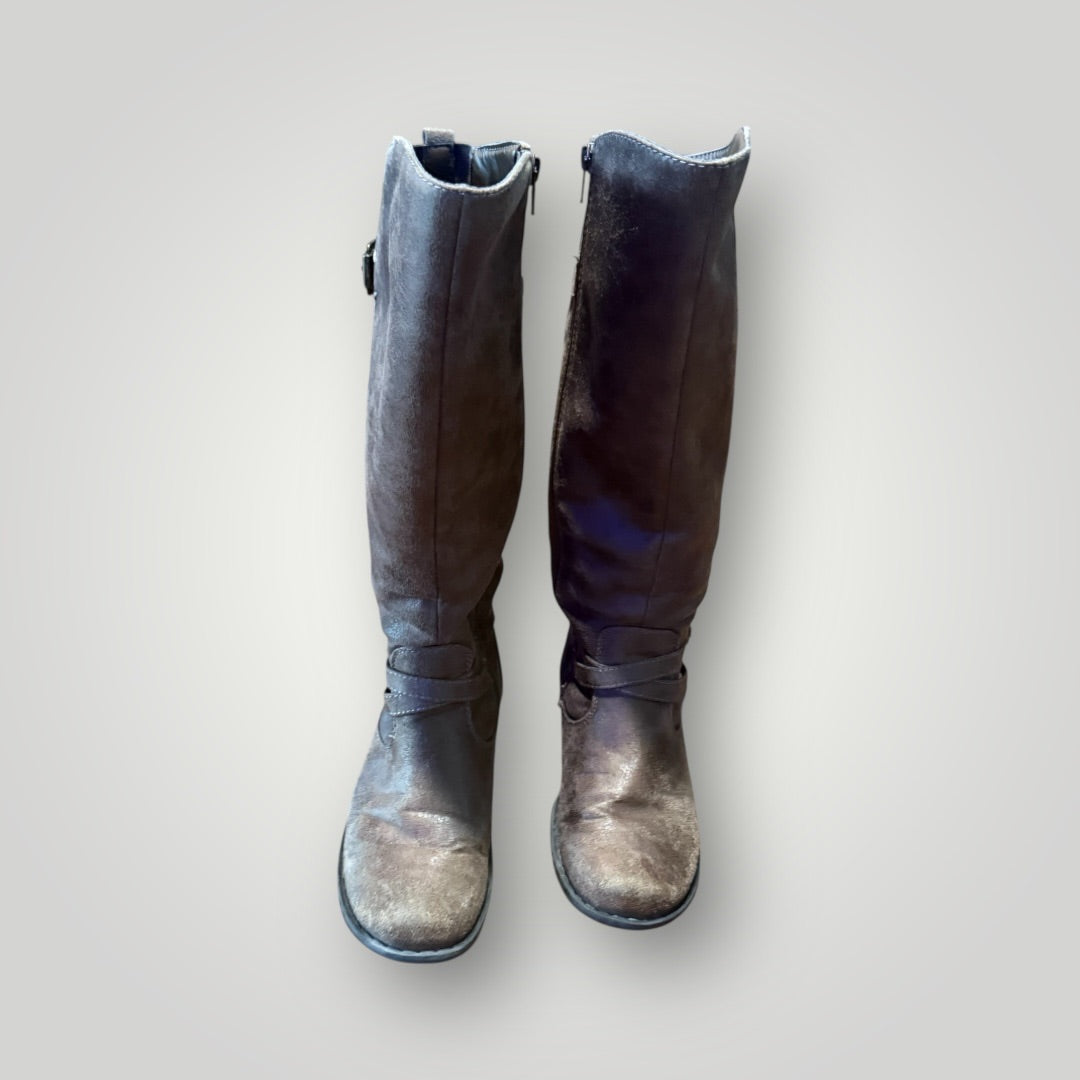 Brown Baretraps Knee-High Boots, 7.5
