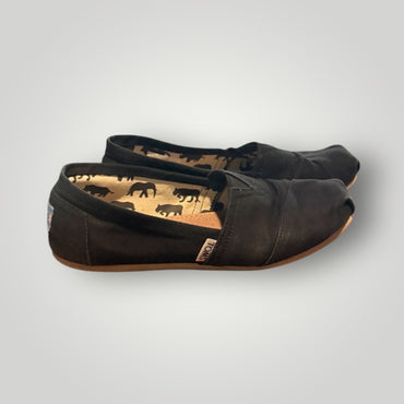 Black Tom's Classic Black Canvas Slip-On Flats, 7.5