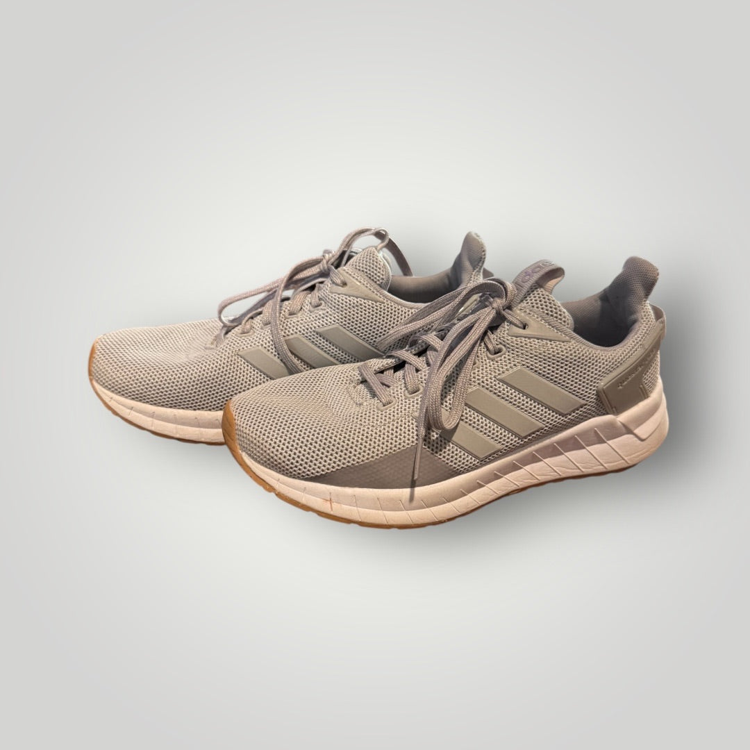 Light Grey Adidas Athletic Sneakers, 6.5