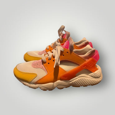 Orange / Pink / Yellow / Cream Nike Huarache Sneakers, 7.5
