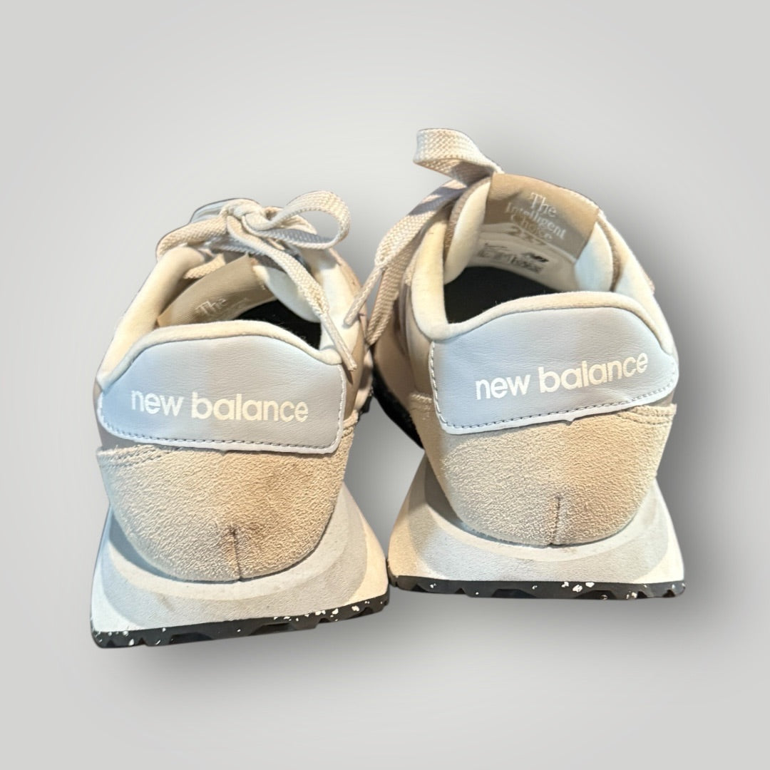 Blue/Grey New Balance Classic Neutral Sneakers, 6