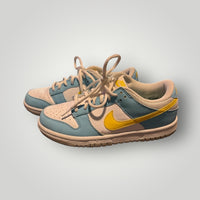 Blue/Yellow Nike Low-Top Sneakers, 4