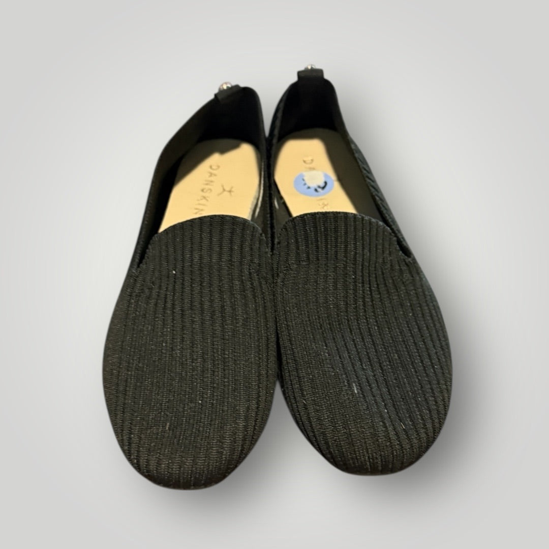 Black Danskin Flats, 6.5
