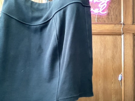 Black Lululemon skirt, Medium