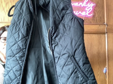 Black Old Navy vest, Small