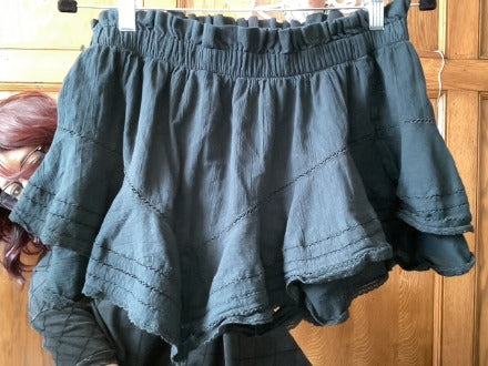 black offline by Aerie skort, Medium