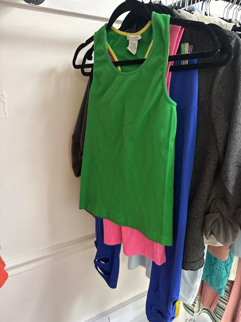 Green Fit 2 Go Women-Tops, Small