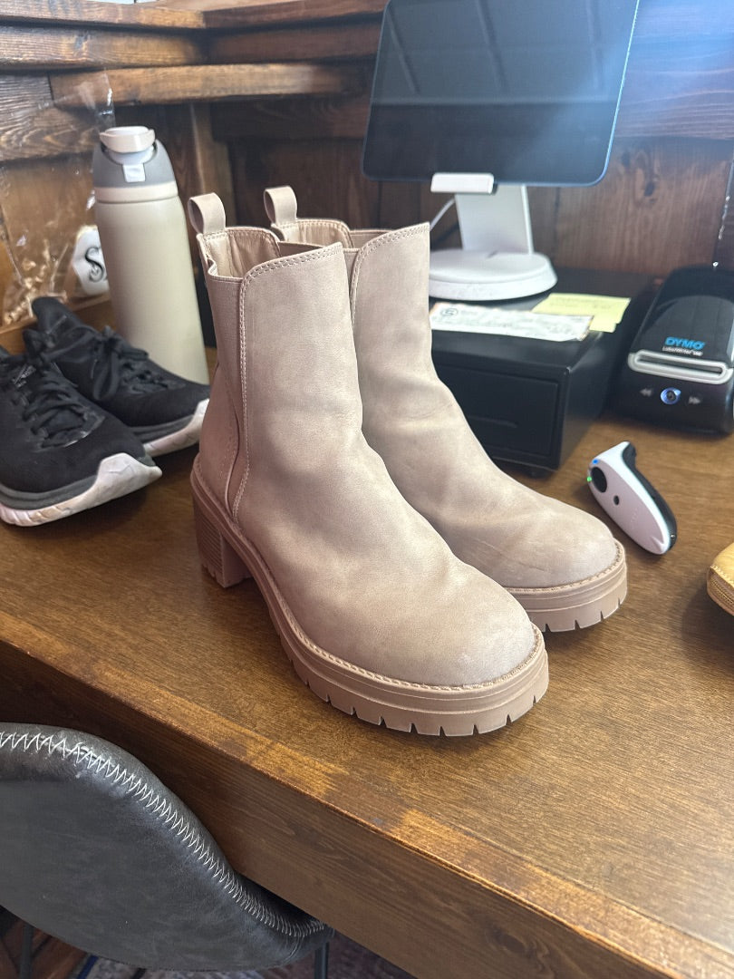 Tan Mia Women-Shoes, 9