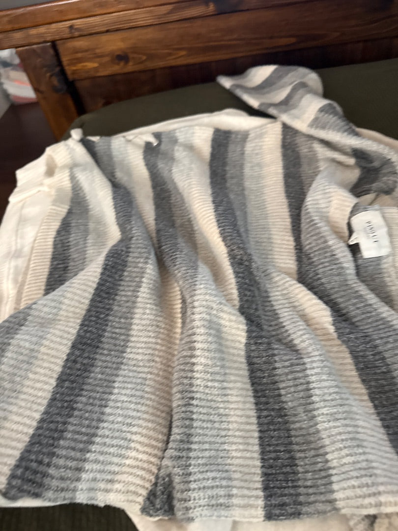 Grey/White Pinque Women-Tops, Small
