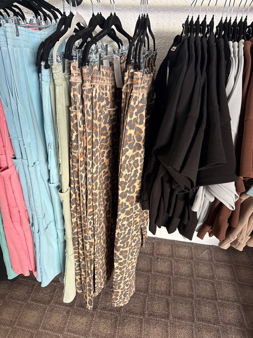 Leopard Anniewear Women-Bottoms, XL
