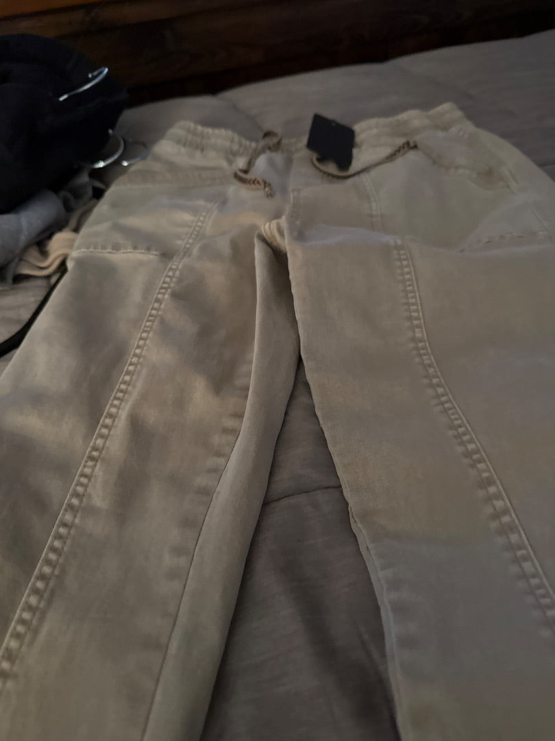 Tan Maurice’s Women-Bottoms, Small